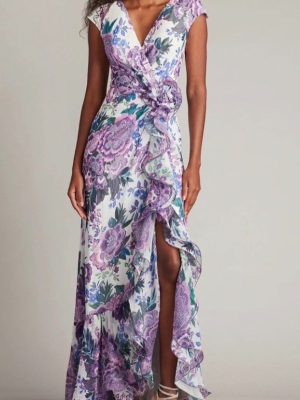 NWT Tadashi Shoji-Sinai Purle/White Floral Cascading Ruffle Gown. Size 16